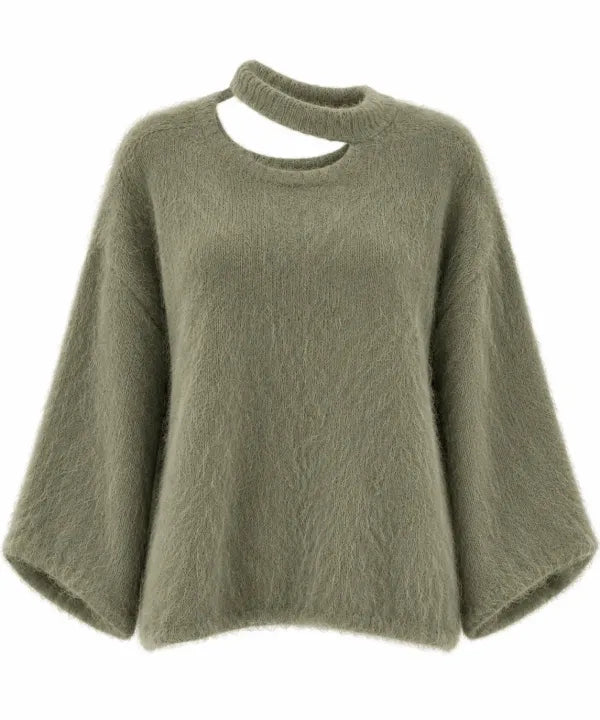 Fluffy Cut-Out Trui