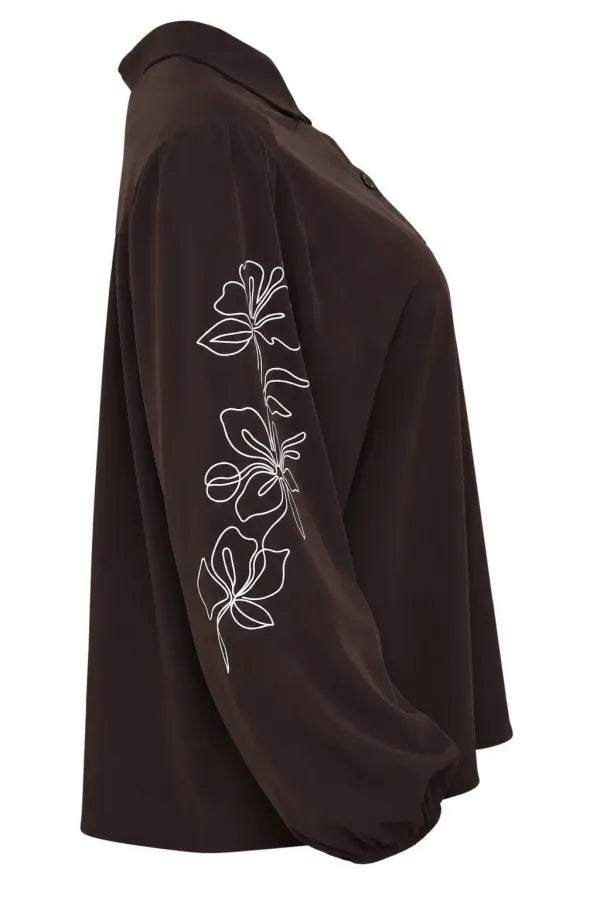 Larixxe Blouse