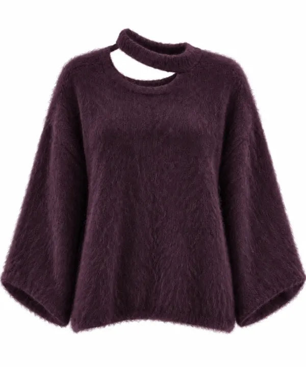 Fluffy Cut-Out Trui