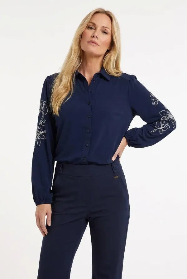 Larixxe Blouse