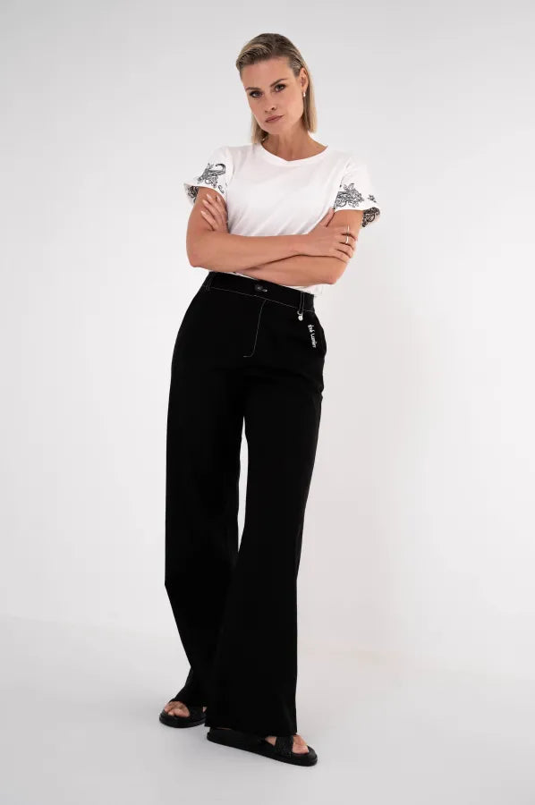 Jayla Pant