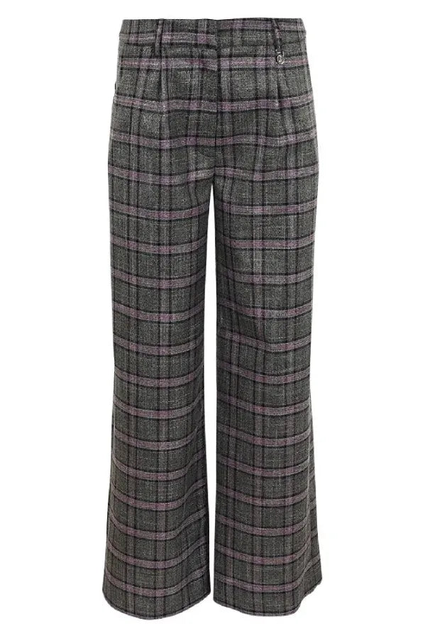 Pay pants