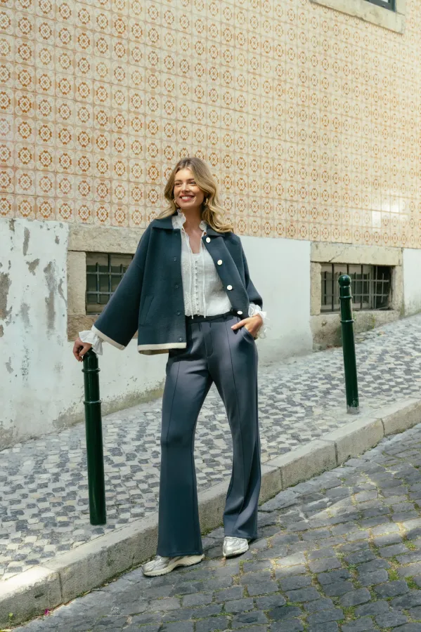 C_S_The_Label_Jamila_Knit_Jacket_Dark_Jeans_Blue_Sand_1