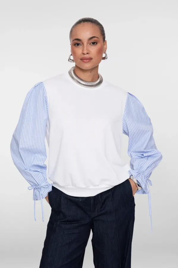 Geisha_Sweater_Offwhite_Blue_5