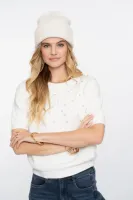 Geisha_Pull_Pearls_Off_white_2