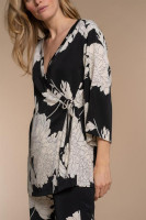 Geisha_Top_wrap_bi_color_flower_5